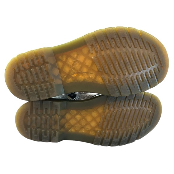 Dr. Doc Martens Silver Disco Crinkle Crackle Lace Up Boots 1460 J 4 5 NEW - Picture 11 of 13